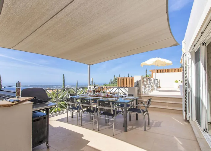 Villa Vista *